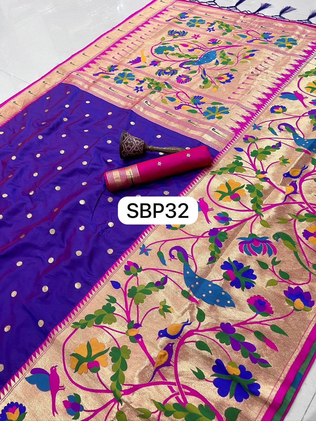 Big border Maharani Paithani SBP32 - Image 4