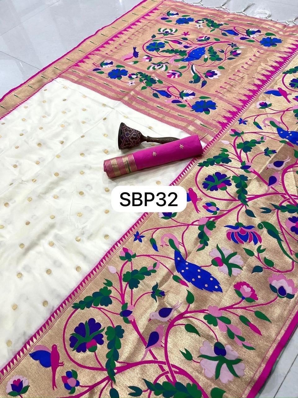 Big border Maharani Paithani SBP32 - Image 10